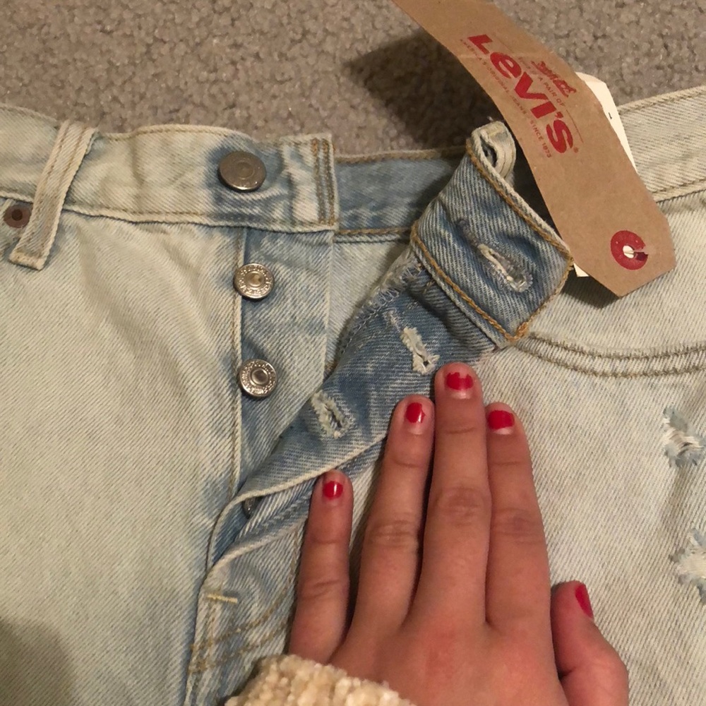 NWT Vintage Levi Shorts - Picture 3 of 5
